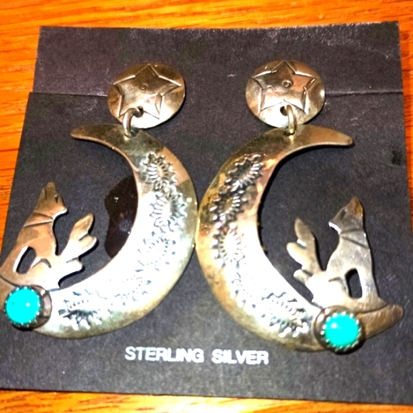 Vintage 80s STERLING SILVER WOLF EARRINGS! Last pair! - Picture 3 of 4